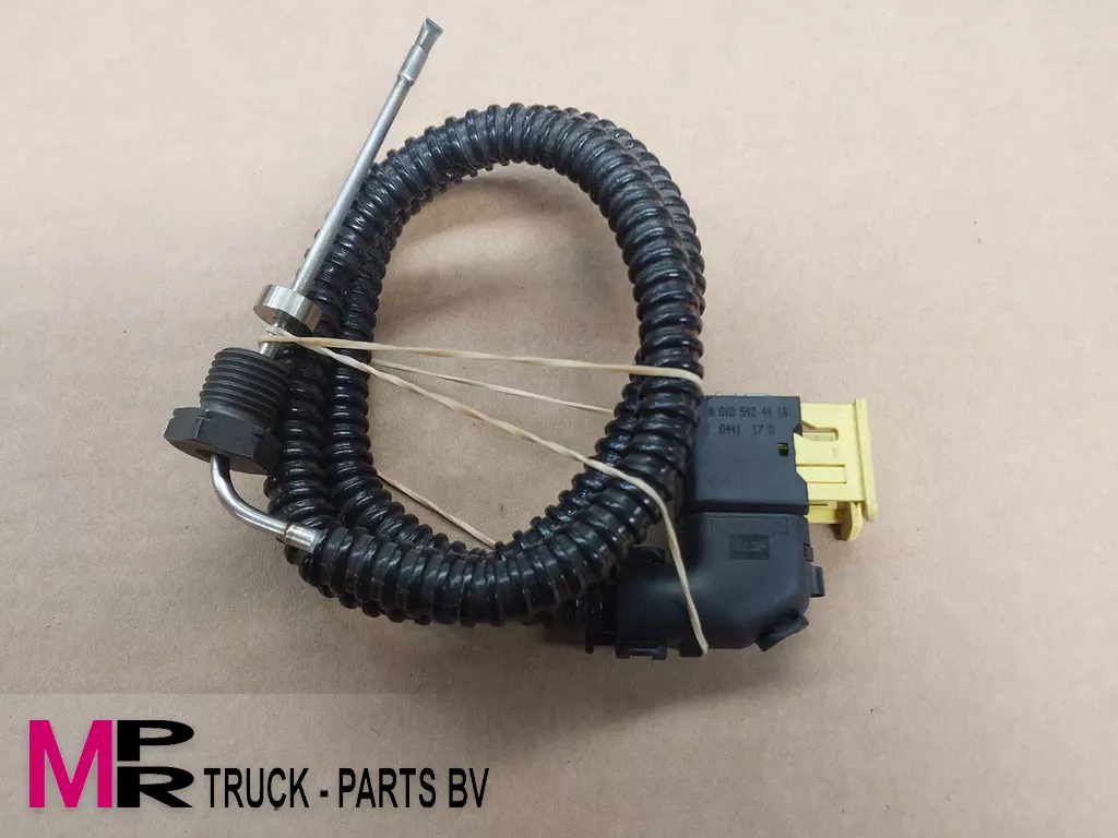 Mercedes-Benz Tempratuursensor Mercedes (10KM oud) - A0105424418 Tempratuursensor Mercedes (10KM oud) - A0105424418 diversen