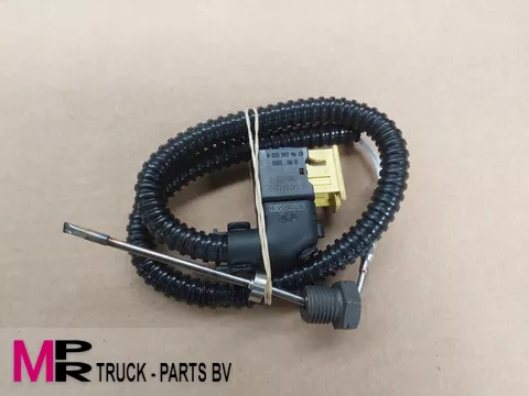 Mercedes-Benz Temperatuurzender Mercedes - A0105424618 Temperatuurzender Mercedes - A0105424618 diversen