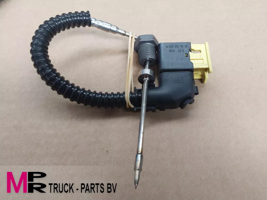 Mercedes-Benz Temperatuursensor Mercedes (10KM oud) - A010542451 Temperatuursensor Mercedes (10KM oud) - A0105424518 diversen