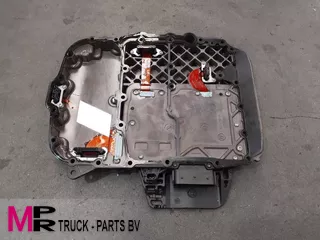 DAF Versnellingsbak bovendeksel Traxon MAN - 6070.023. Versnellingsbak bovendeksel Traxon MAN - 6070.023.005 - K023088 - 24243305 diversen