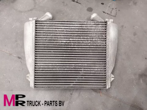 DAF Intercooler 75CF - 1330834G Intercooler 75CF - 1330834G diversen